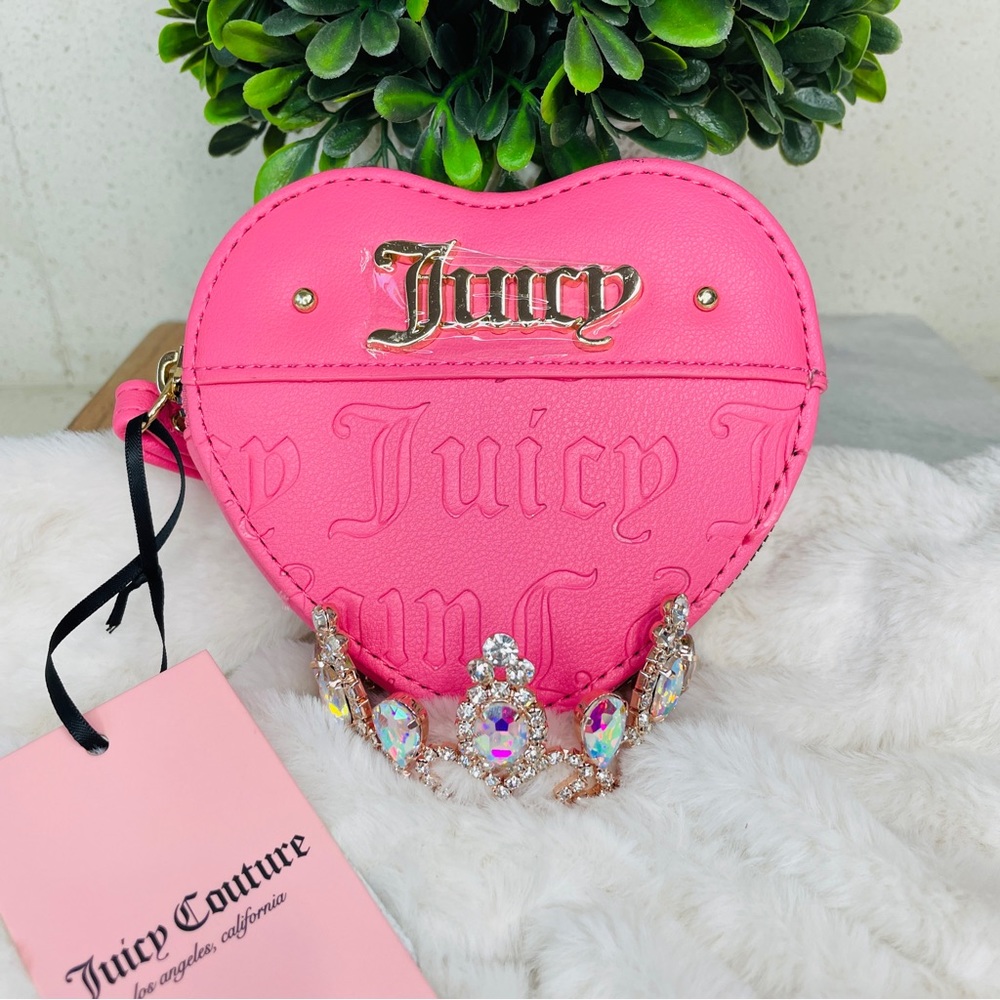 NEW‎ Juicy Couture Pink Heart Shaped Wristlet Pouch Debossed Logo Y2K Gold Tone